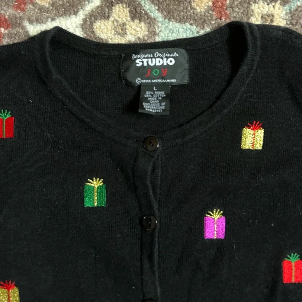 Christmas Sweater - Picture 3 of 3